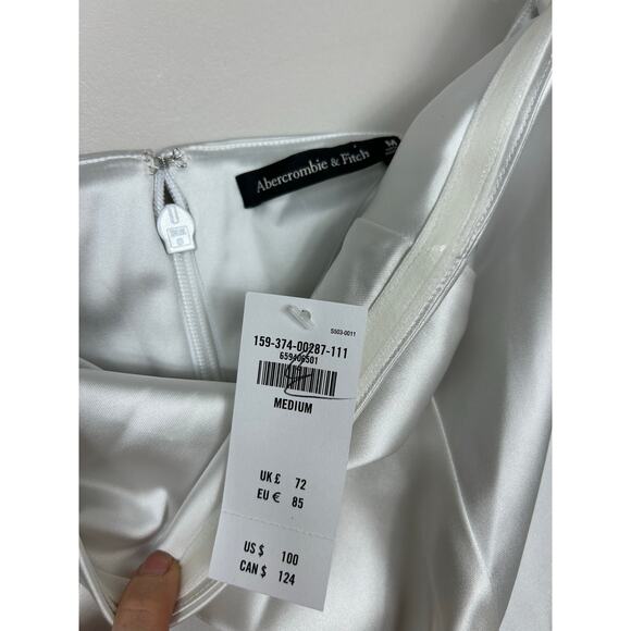 Abercrombie & Fitch NWT Satin Off the Shoulder Puff Sleeve Mini Dress Medium - Picture 5 of 7